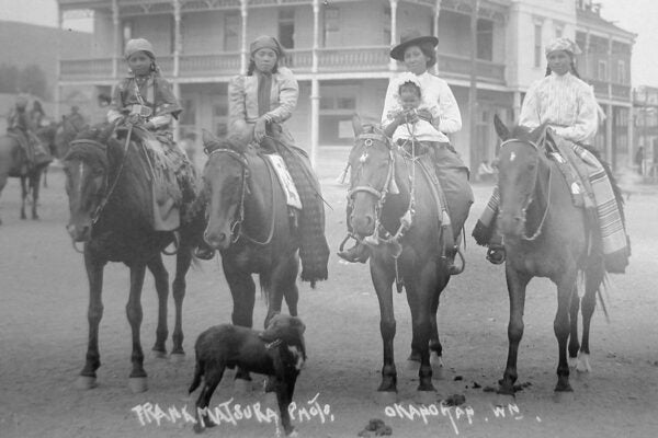 Circa 1911 photo by Frank Matsura